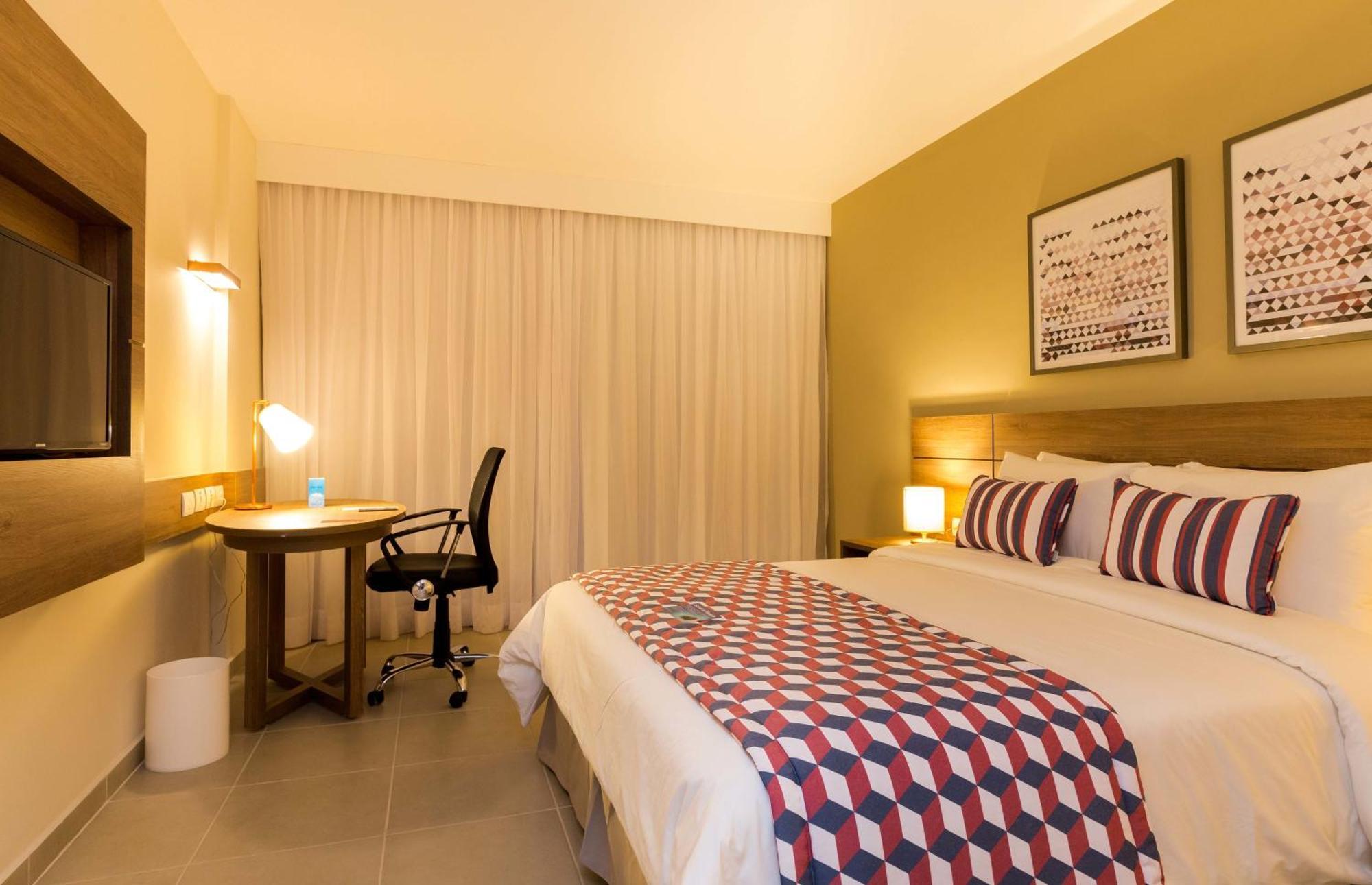 Tulip Inn กัมโปส โดส กอยตากาเซส ห้อง รูปภาพ